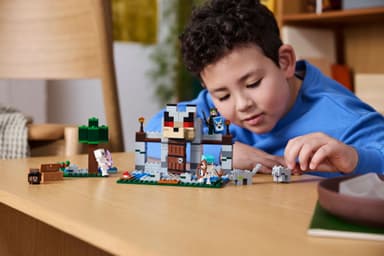 LEGO Minecraft Ulveborgen 21261