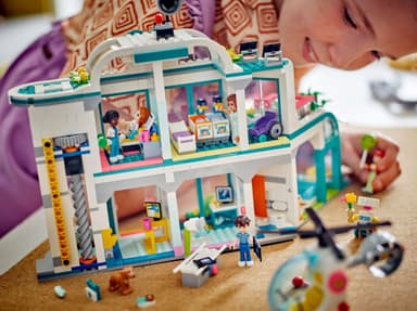 LEGO Friends Sykehuset i Heartlake City 42621