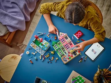 LEGO Friends Leiligheter og butikker i Heartlake City 42670