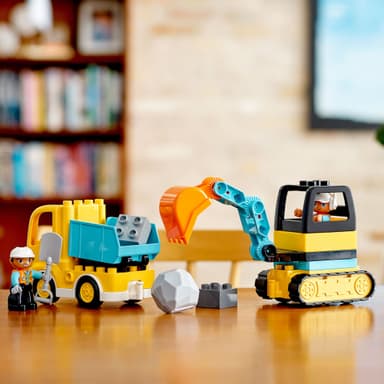 LEGO DUPLO Town Lastebil og beltegravemaskin 10931