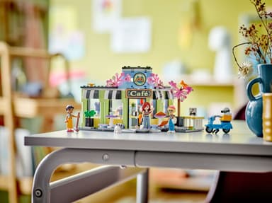 LEGO Friends Kafeen i Heartlake City 42618