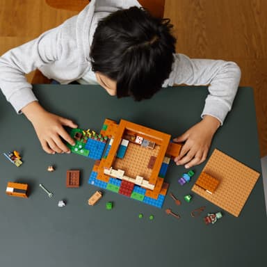 LEGO Minecraft Froskehuset 21256