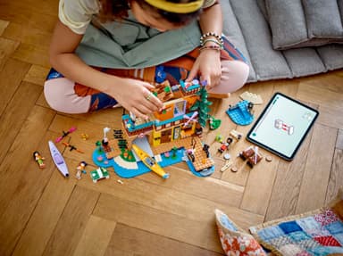 LEGO Friends Opplevelsesleir med vannsport 42626