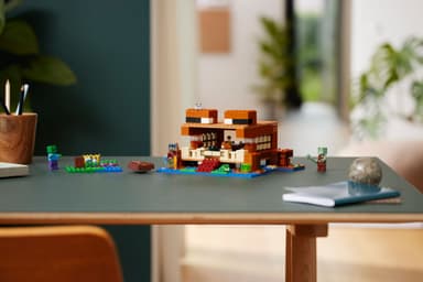 LEGO Minecraft Froskehuset 21256