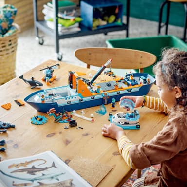 LEGO City Polarutforskere med skip 60368