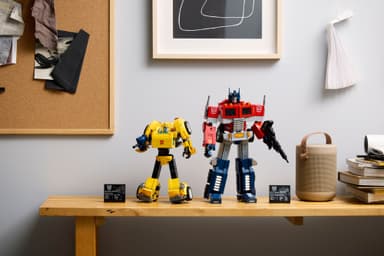 LEGO Icons Optimus Prime 10302