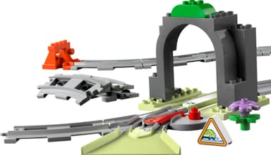 LEGO DUPLO Town Utvidelsessett med togtunnel og skinner 10425