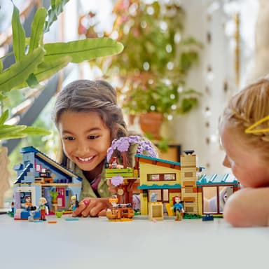 LEGO Friends Olly og Paisleys hus 42620