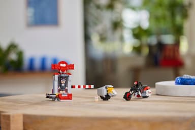 LEGO Sonic Shadow the Hedgehog på rømmen 76995