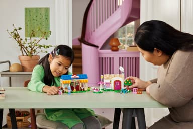 LEGO Animal Crossing Nook's Cranny og Rosies hus 77050