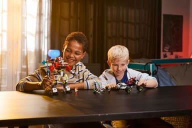 LEGO DREAMZzz Coopers tigerrobot og Zeros hotrod 71497