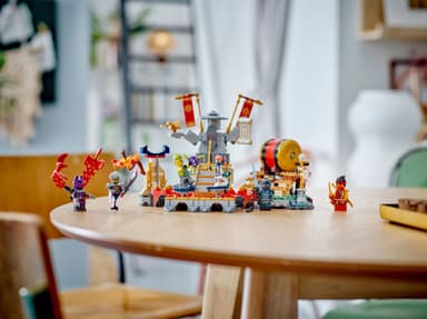 LEGO Ninjago Turneringens kamparena 71818