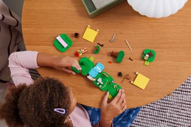 LEGO Animal Crossing Bunnie på telttur 77047
