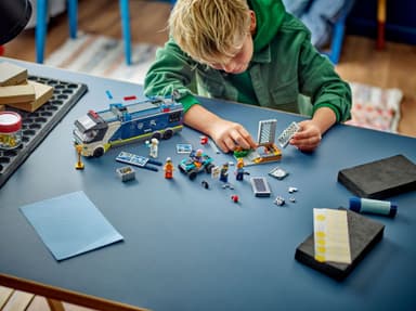 LEGO City Politiets mobile etterforskningslab 60418