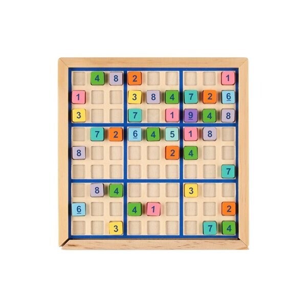Sudoku i tre med 90 tallbrikker og spillbok