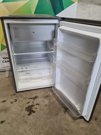 Candy benkkjøleskap CCTOS 542XH - brukt
