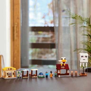 LEGO Minecraft Landsbyangrep med Geist-ballong 21273