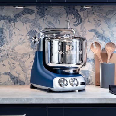 Ankarsrum Royal Blue kjøkkenmaskin AKM6230RB (kongeblå)