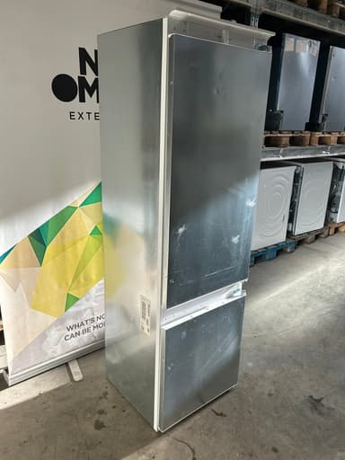 Siemens integrert kombiskap KI87VNSE0 - brukt