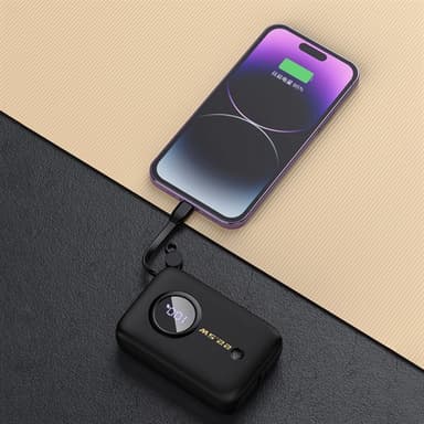 Powerbank 10000 mAh med USB-C- og Lightning-kabel