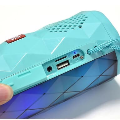 TG-167 Bluetooth-høyttaler 5W med kule LED-lyseffekter og dobbel bass, turkis