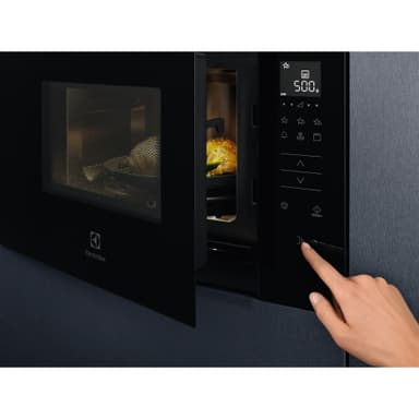 Electrolux Mikrobølgeovn LMF2264TEW (Integrert)