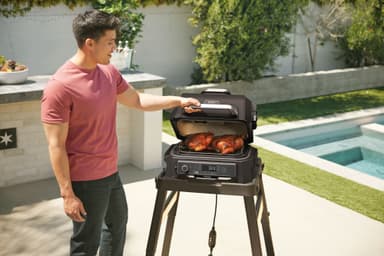 Ninja Woodfire Pro XL elektrisk grill OG850EU (grå og sort)