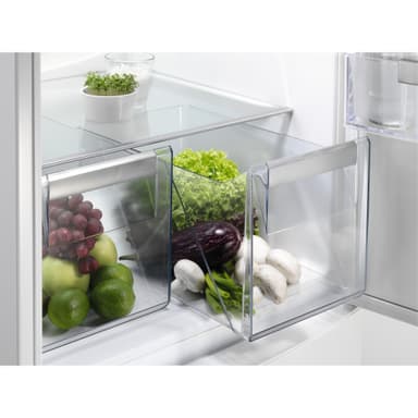 Electrolux Kombiskap LNT3LE3XR (Rustfritt stål)