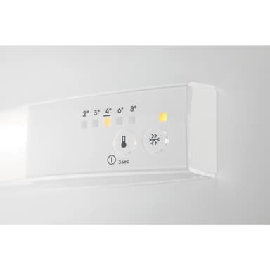 Electrolux Kombiskap LNS3LE18S (Integrert)