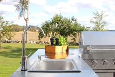 Myoutdoorkitchen - Modul med oppvaskbenk og oppbevaringsskap