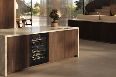 Miele Vinskap KWTUS 7196 E (Integrert, 38 flasker)