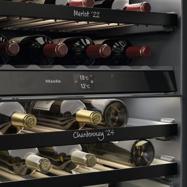 Miele Vinskap KWTUS 7196 E (Integrert, 38 flasker)