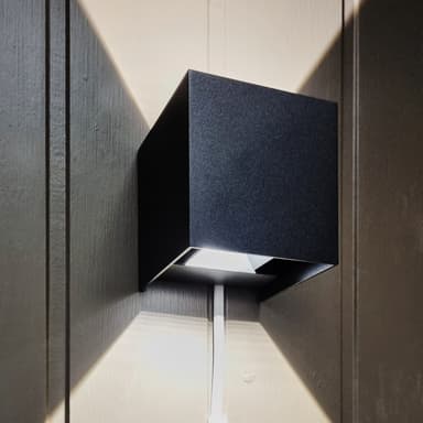 Vegglampe Design Cube Black