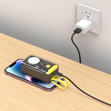 CyberPunk bærbar lader Powerbank 10000mAh 4-i-1 22.5W QC