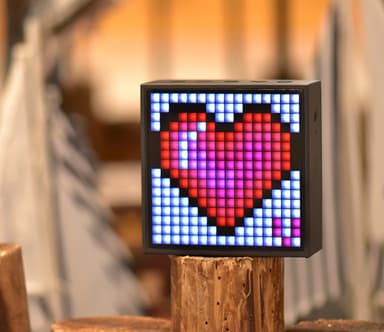 Divoom TimeBox Evo høyttaler (sort)