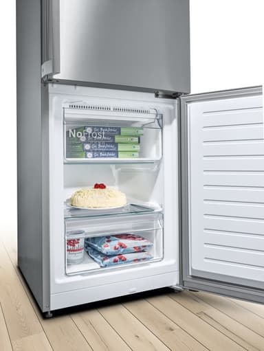 Bosch Fryseskap GSN33VLEP