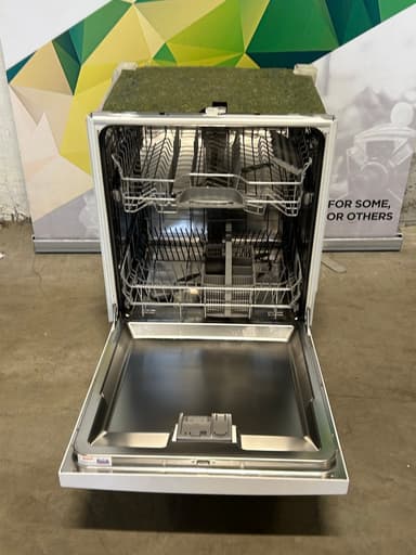 Bosch oppvaskmaskin SMU46CW01S - brukt