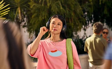 JBL Tour One M3 trådløse around-ear hodetelefoner (sort)