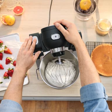 Bosch Series 6 kjøkkenmaskin MUMS6ZS18 (sort)