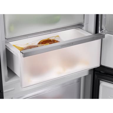 Electrolux Kombiskap LNT8MB36B (Sort rustfritt stål)