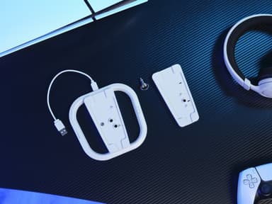 The Trust GXT229 LED PlayStation 5 vertikalt stativ