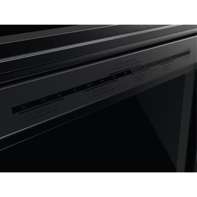 Electrolux Vinskap EWUS040B8B (Integrert)