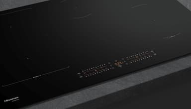 Hisense Platetopp HI8432BSCWF