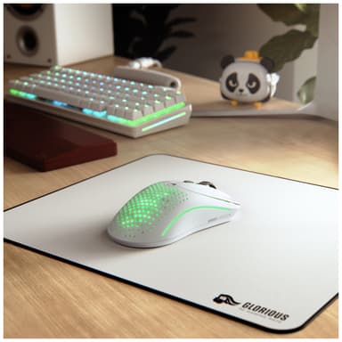 Glorious Model O 2 trådløs gamingmus (hvit)
