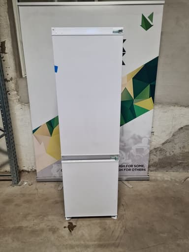 Vestfrost EWI 52760 M S-3 Integrert kombiskap - brukt