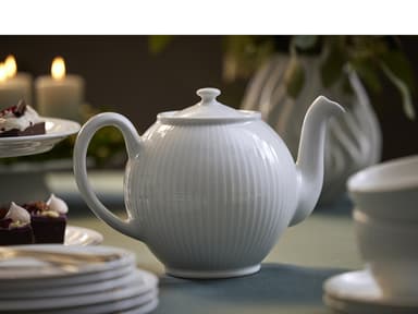 Pillivuyt Plissé Teapot 1,5 liter White