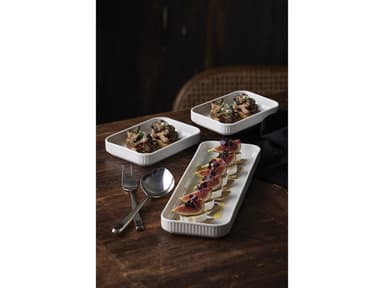 Pillivuyt Plissé Dish rectangular 36 x 12 cm White