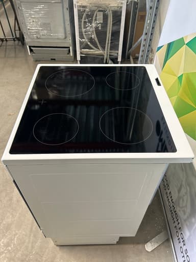 Voss-Electrolux keramisk komfyr ELK13022HV - brukt