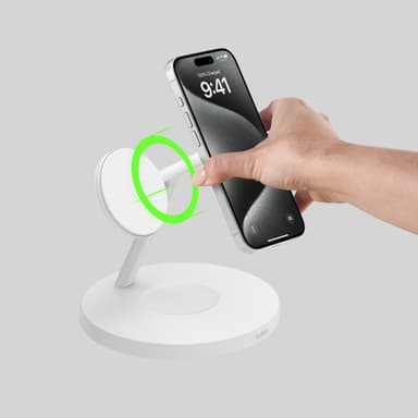Belkin BoostCharge Pro 3-in-1 Qi2 trådløs ladestøtte (sort)