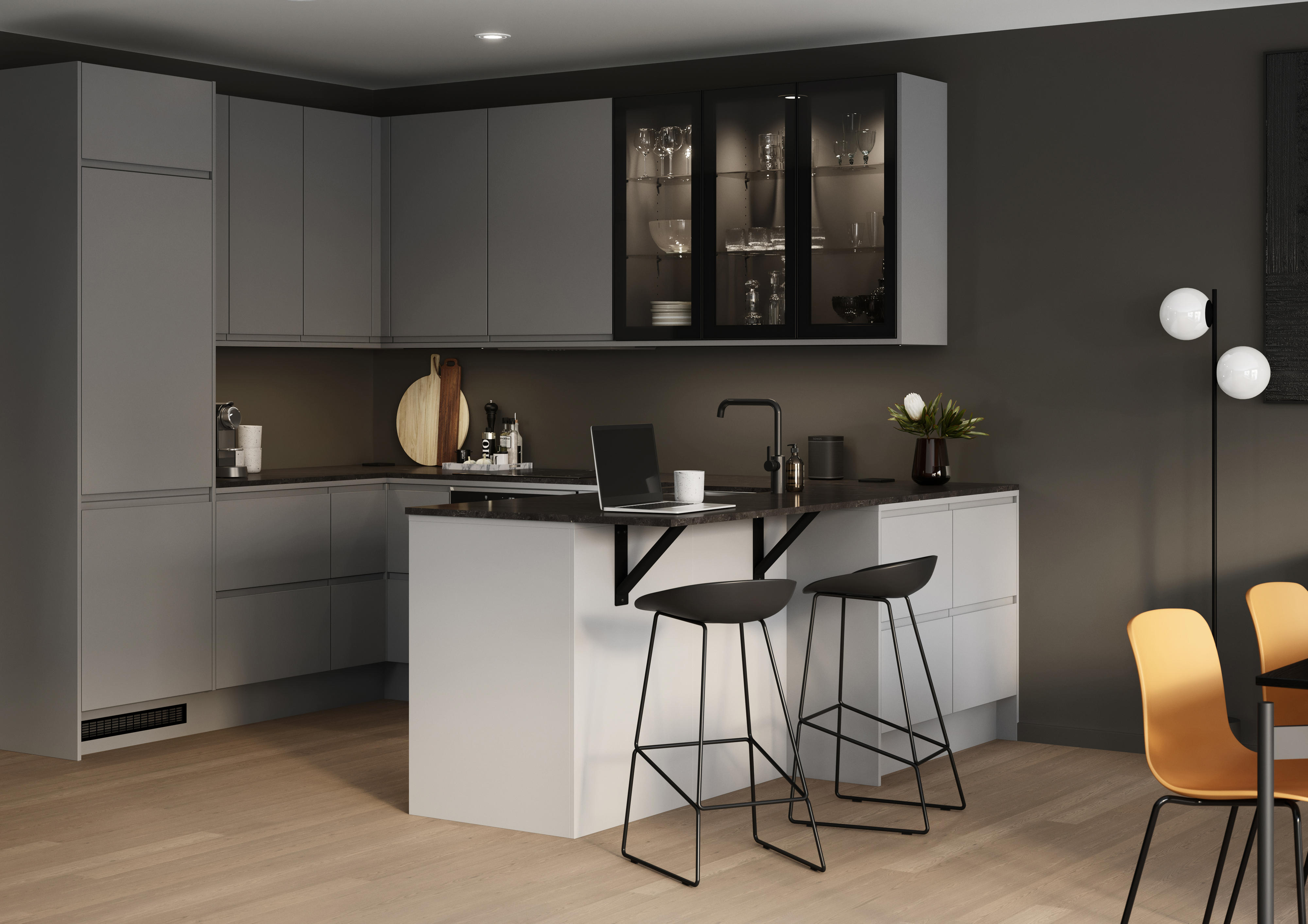 Epoq Integra Steel Grey kjøkkenkrok med brunsort benkeplate i kompaktlaminat benkeplate, glassskap og barkrakker